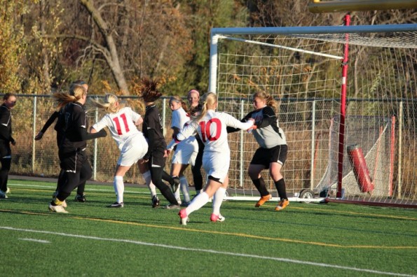 Girls’ soccer defeats Delano, advances in sections