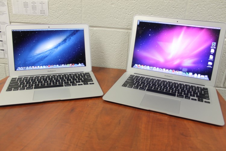 Following winter break, faculty and staff will be transitioning to new MacBook Air laptops.
