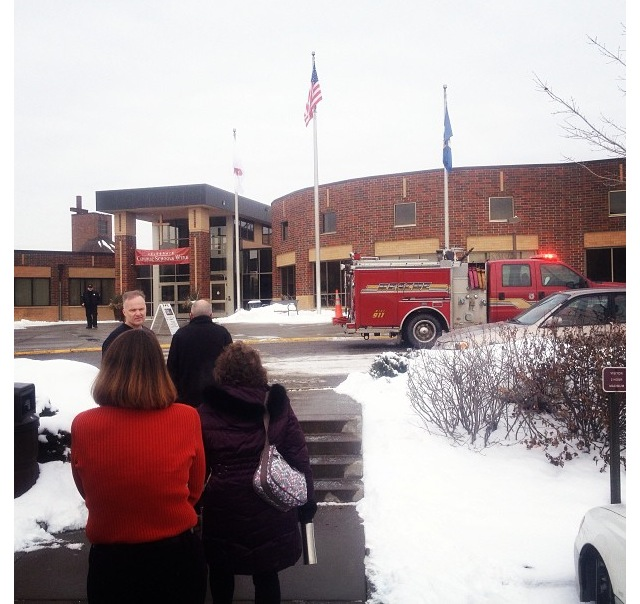 Faculty, staff and students were rushed out of classes during 6th hour because of a fire scare in the kitchen. 