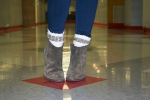 Senior sports new boots with socks trend. 