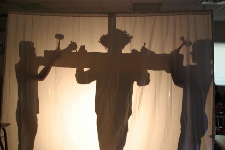 In observance of Holy Week, the AP Spanish Literature class performed the Stations of the Cross. The students brought a different perspective to the traditional story by performing it in Spanish with silhouettes.