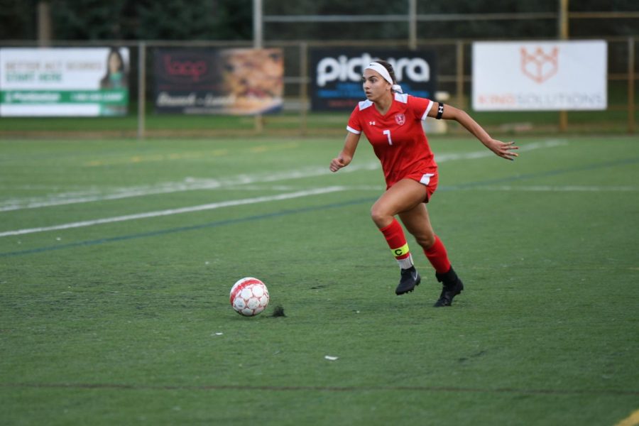 Amanda Cassidy works hard to lead her team to victory. 