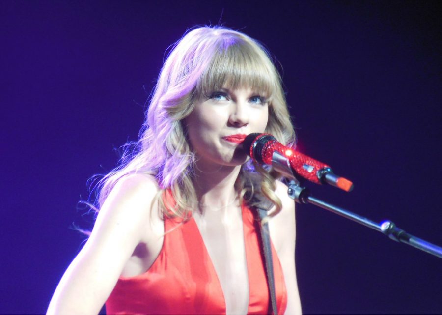 Taylor+Swift+doesnt+plan+on+taking+a+break+from+supplying+her+fans+with+new+hits