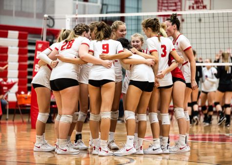 The girls’ varsity volleyball team finished their season with a tough loss to St. Louis Park in Sections.