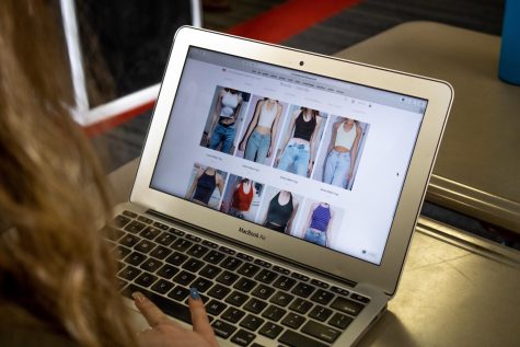 The pros and cons of online shopping