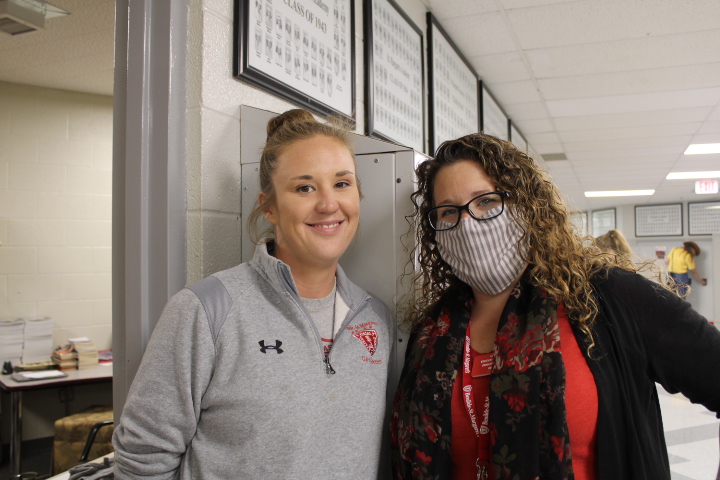 English teachers Ms. Callianne Olson and Ms. Andrea Manos make different choices when it comes to wearing masks.