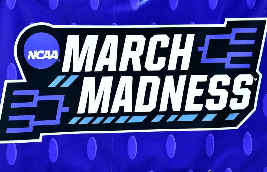 march+madness+NCAA+Tournament-+Championship+with+Kansas+Jayhawks+against+North+Carolina+Tar+Heels.