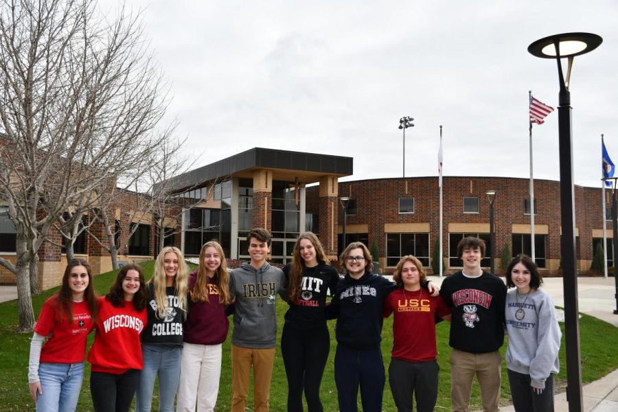 Among the Class of 2022, there are seven Valedictorians and three Salutatorians. Congrats to all!