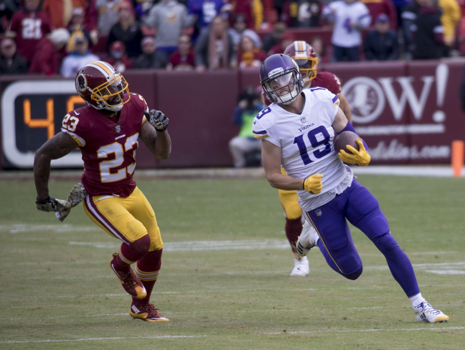 Vikings cut WR Thielen after 10 years with home-state team