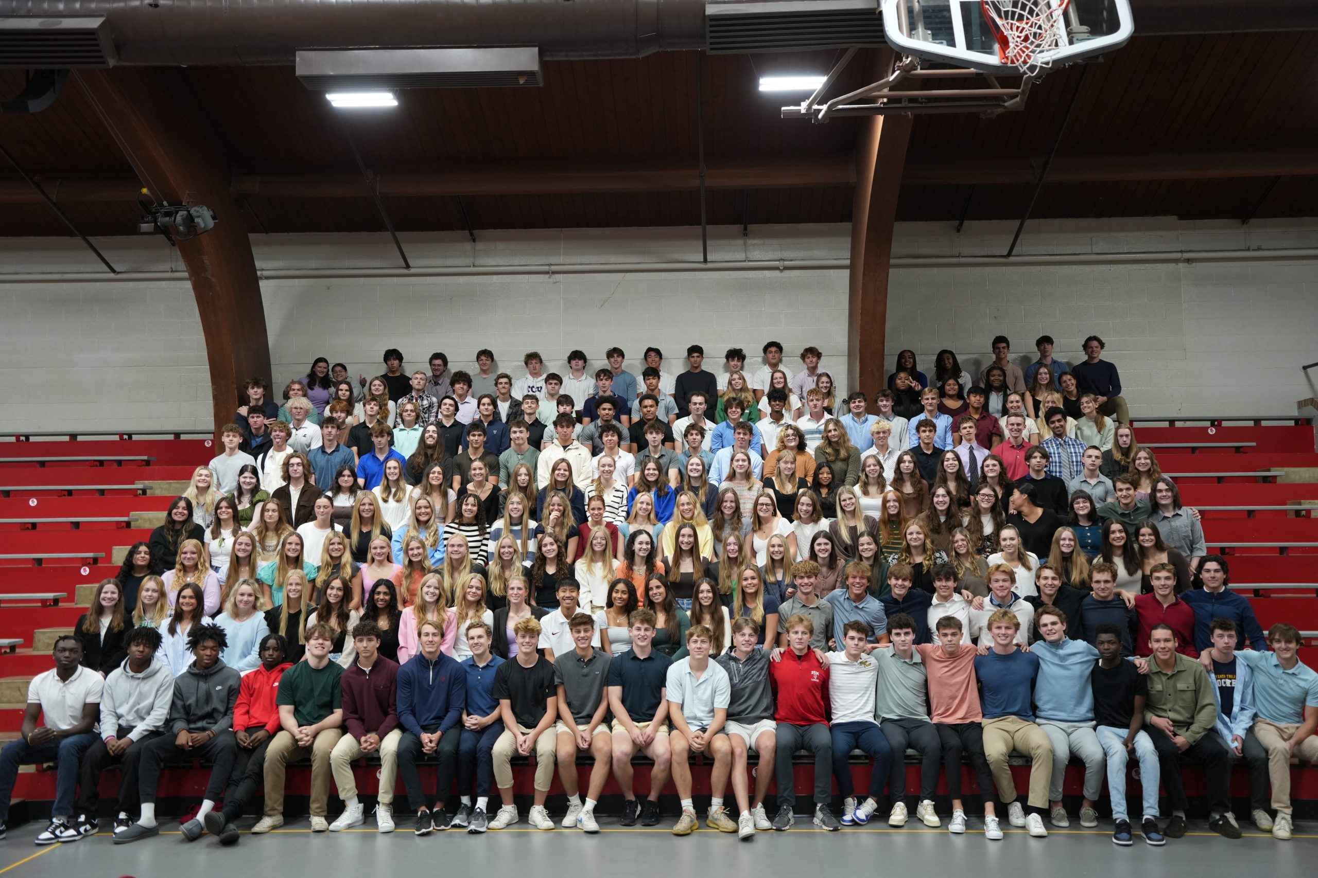 The senior class gathered for their last retreat where they were able to bond with classmates.