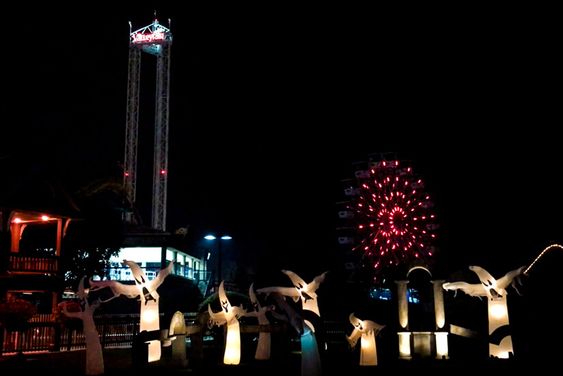 Typical sights outside of Valleyscare.