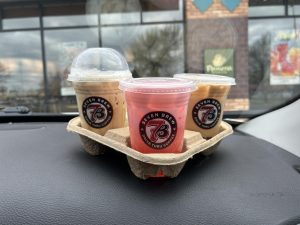New coffee shop 7 Brew makes its appearance in Minnesota, taking social media by storm.
